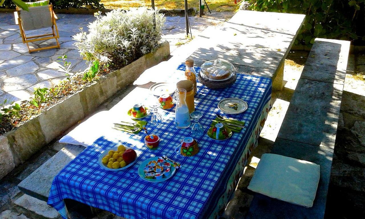 Swanlake Rooms Nebbiuno Εξωτερικό φωτογραφία